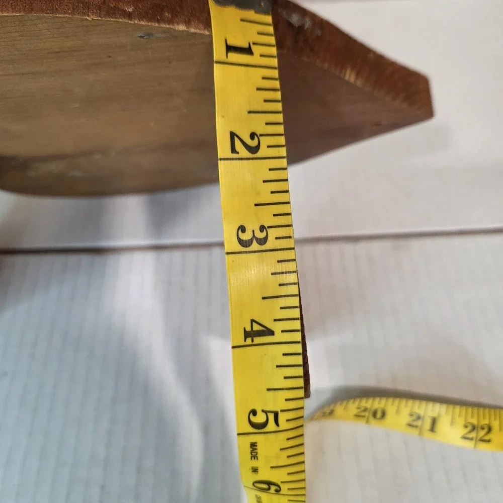Vtg Wood 3 Tier Heart Shaped Wall Hanging Display Shelf Farmhouse Country 21